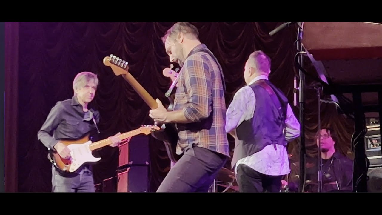 Eric Johnson, Dave Scher, Roscoe Beck, Wayne Salzmann II solo