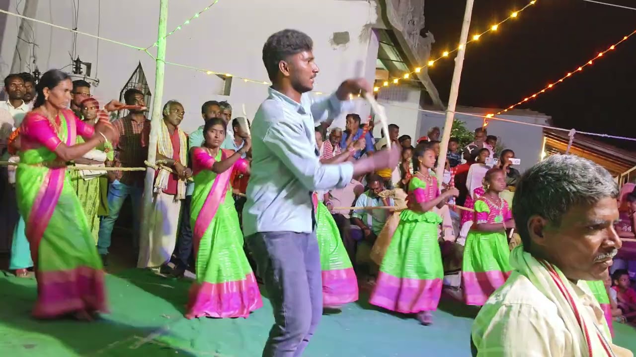 VINAVAMMA ORMILA NA MUDDU CHELLELA SONG. ll ANUVARI PALLI ll RADHA KRISHNA KOLATAM.