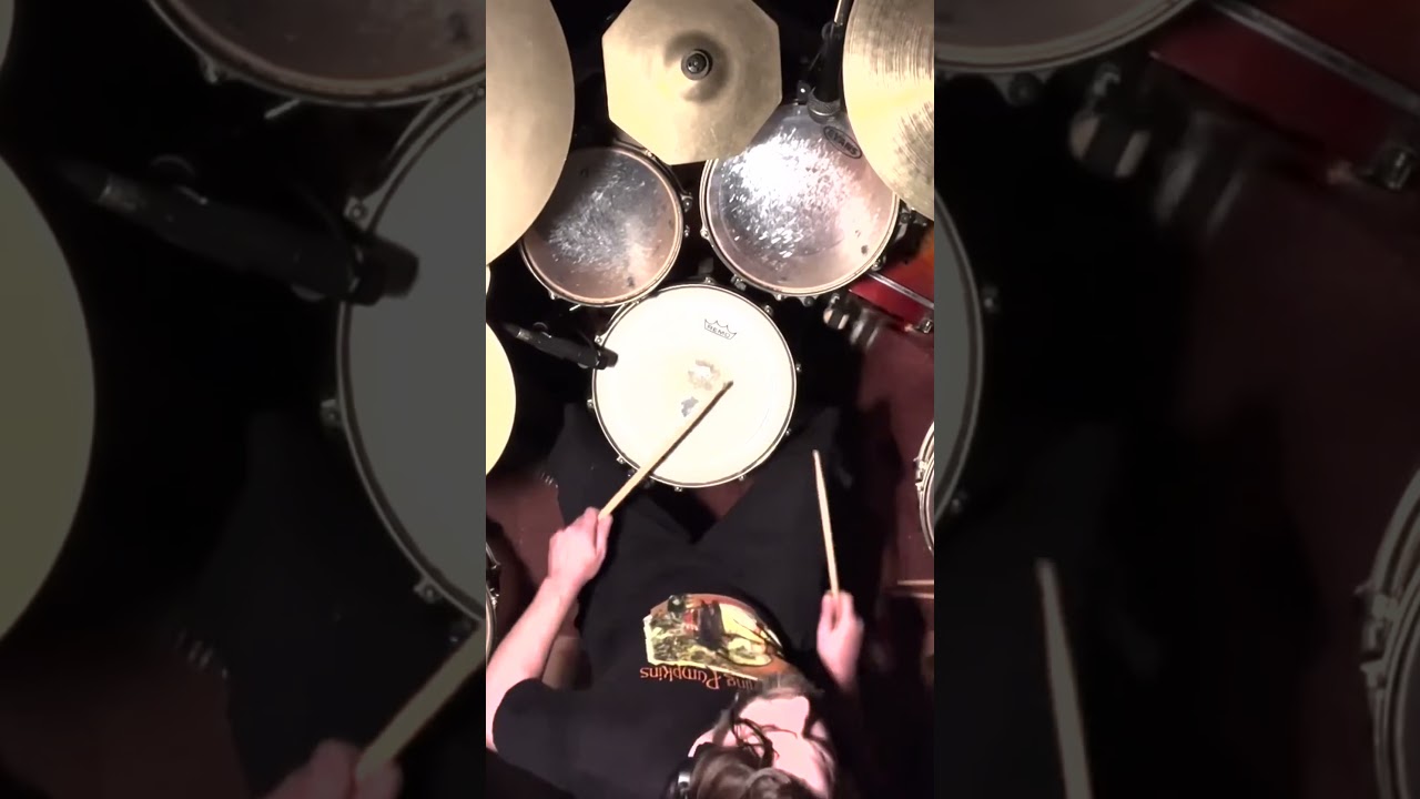 Killer drum riffs with the open handed switch! 