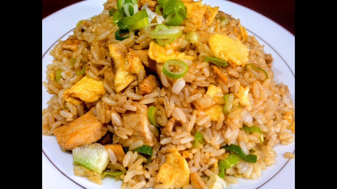 Arroz frito de pollo o chaulafán de pollo  (arroz chino)