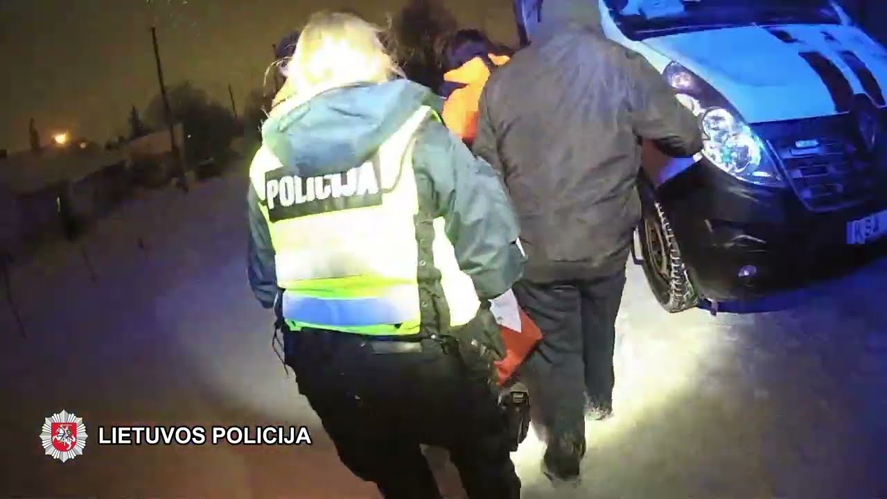 Pareigūnai atgaivino peiliu sužalotą nukentėjusįjį ir sulaikė įtariamąjį
