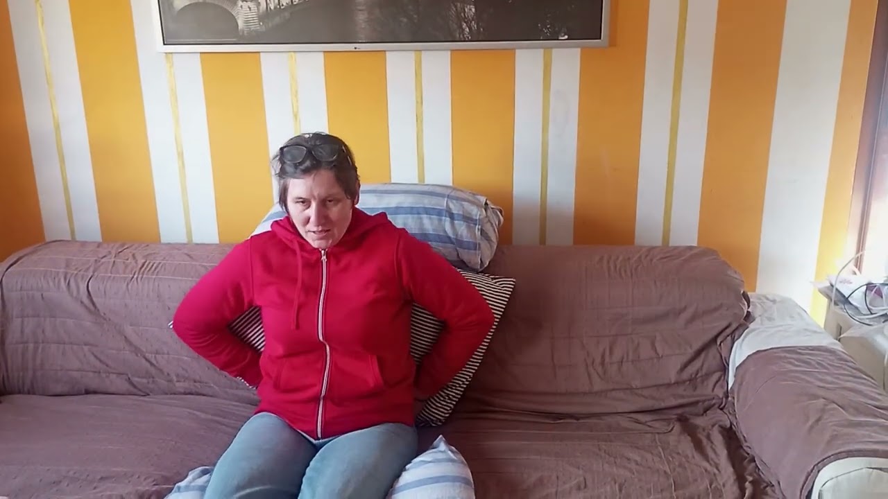 Postura a letto: il trucco dell'incrocio dei cuscini per il massimo comfort