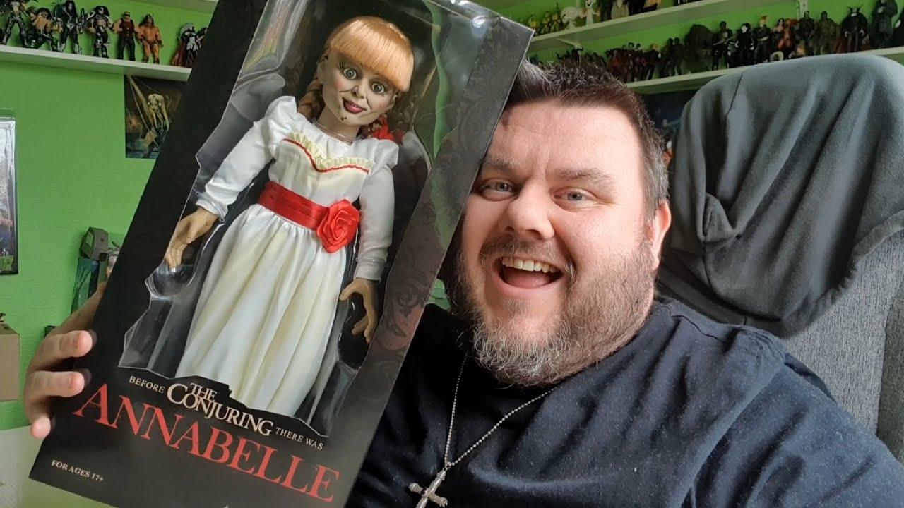 Mezco Toys The Conjuring Annabelle Prop Replica 18