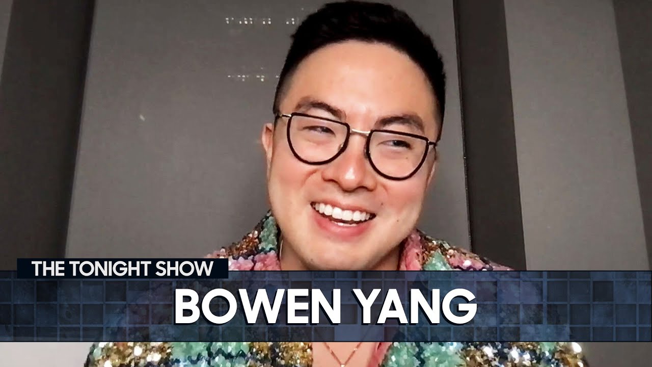 Bowen Yang Lurked Outside of Taylor Swift’s SNL Dressing Room for a Photo | The Tonight Show