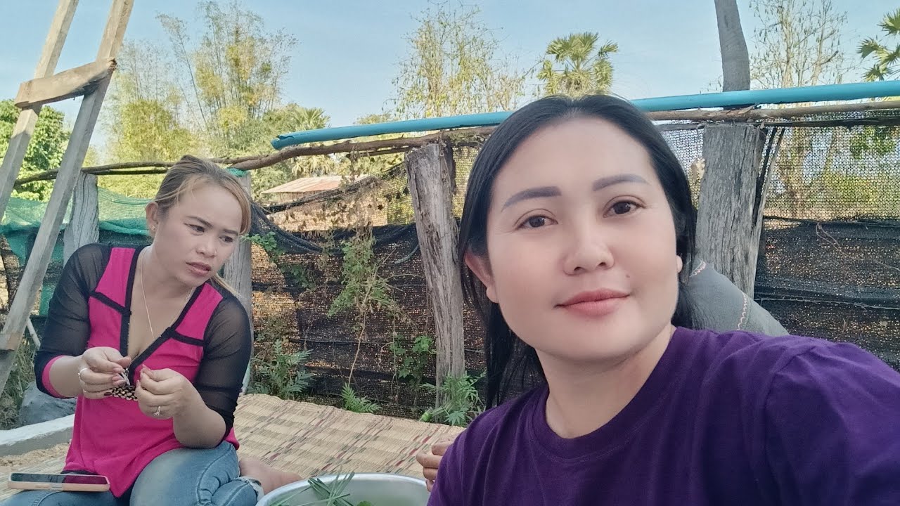 กินข้าวเที่ยงเด้อจ้า แต่ว่าสิเป็นรอบแลงแล้ว🤣🤣