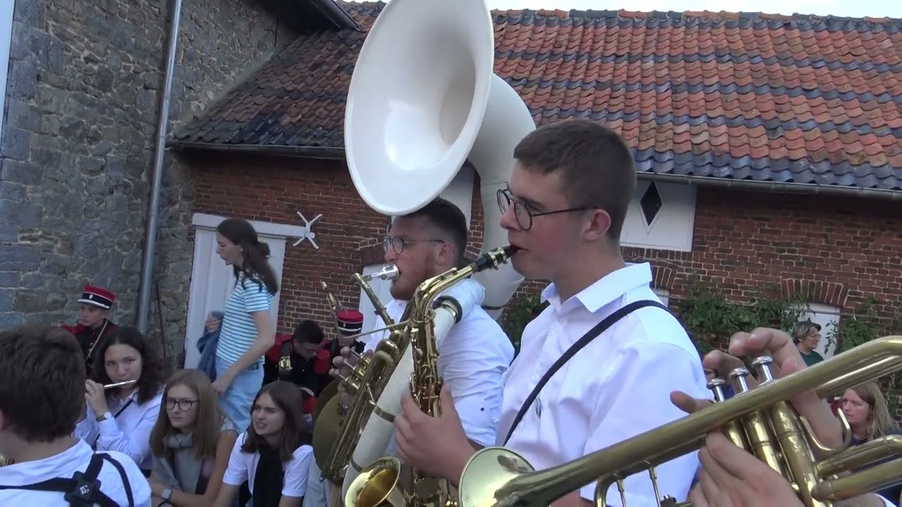 Jeune marche Saint Pierre Gerpinnes centre 2022 13 Dimanche arguedenne par la musique de la jeunesse