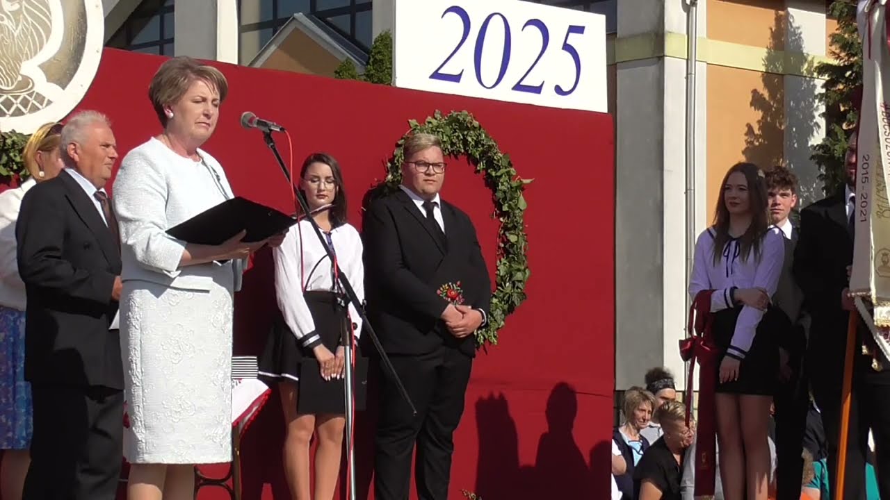 Ballagás a mezőkövesdi Szent László Gimnáziumban 2025