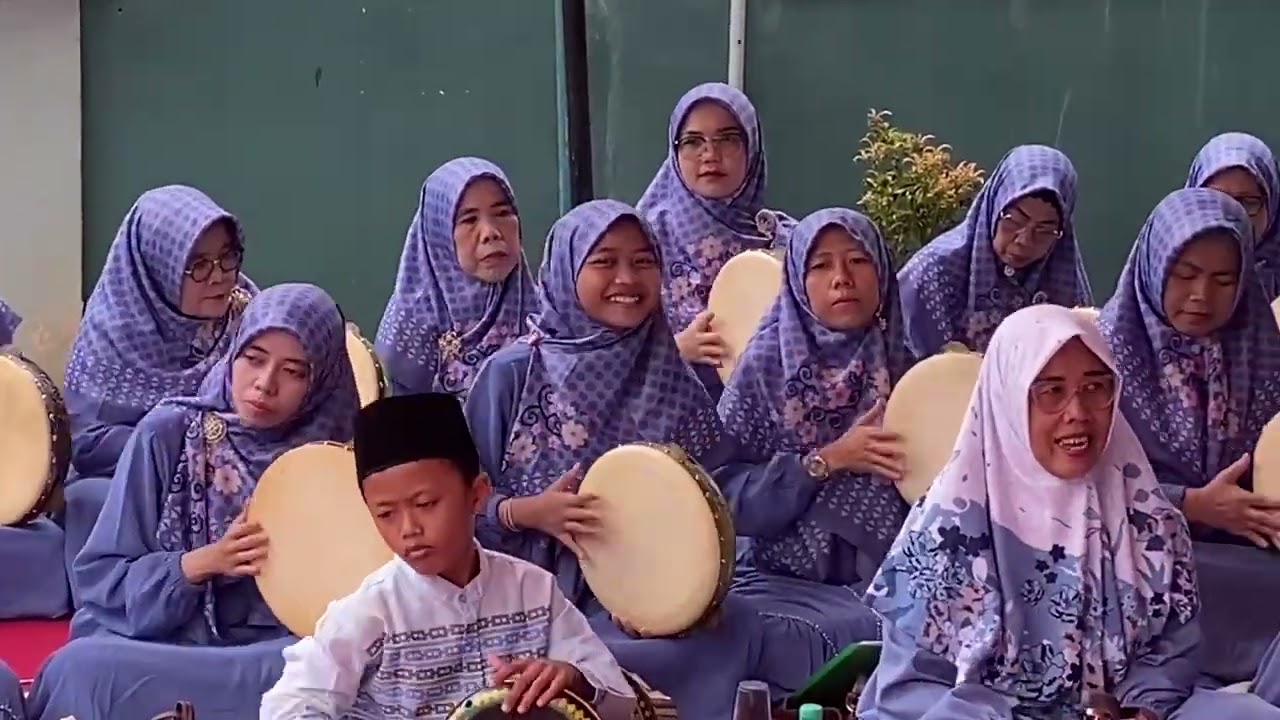 Sholawatan MARS ( ALMAMATER MT. NURUL QOULI ).
