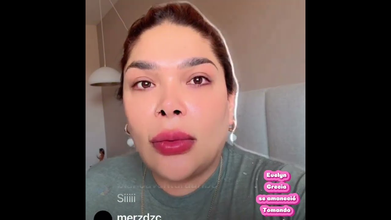 Evelyn , Grecia se amaneció con todo y mariachis