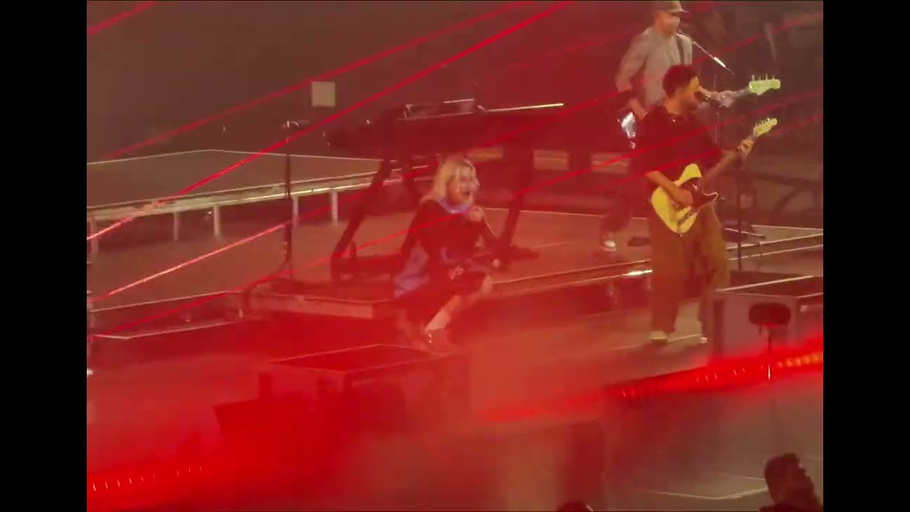 Heavy Is The Crown. Linkin Park. Tulsa, BOK Center, 4/28/2025