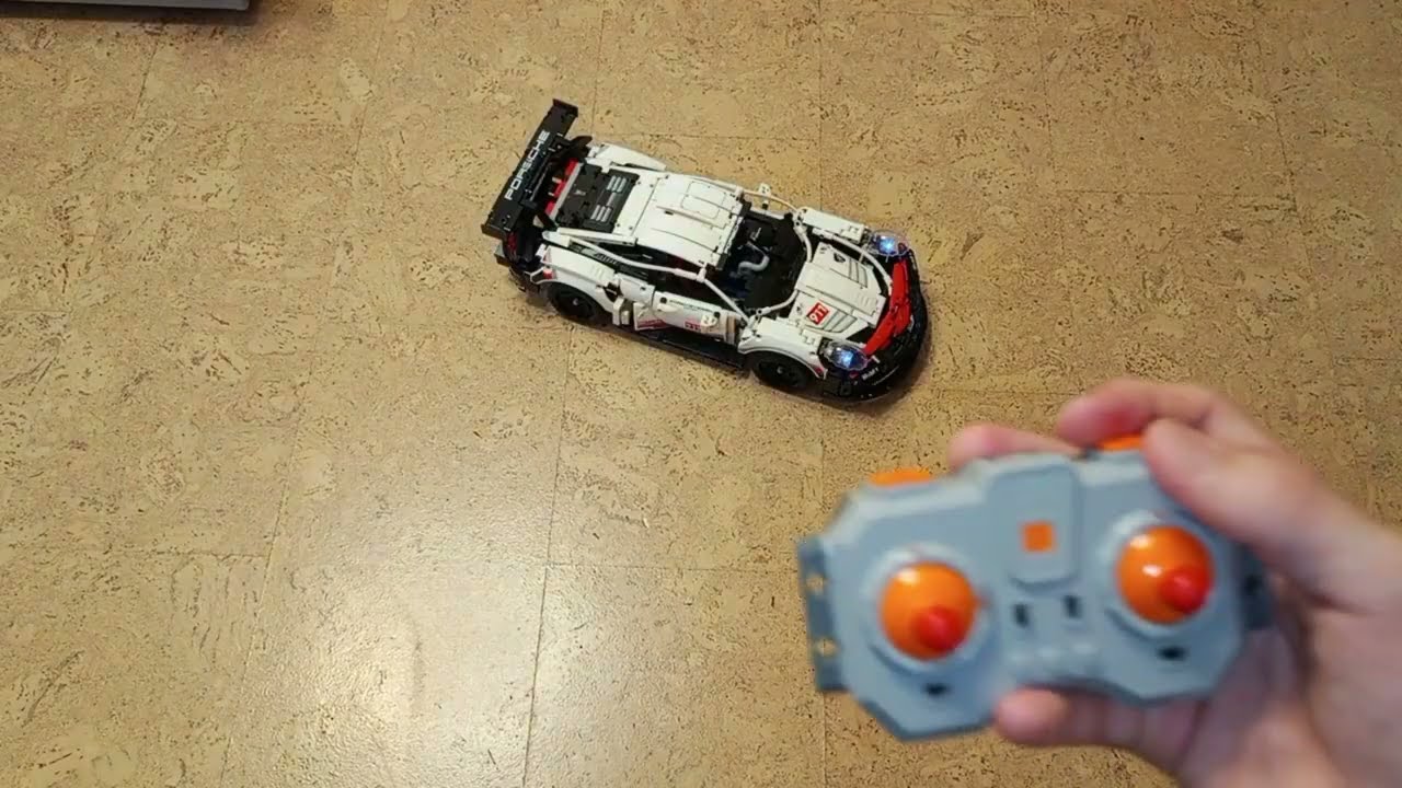 Наконец-то салон!  Моторизация набора Lego technic 42096 
