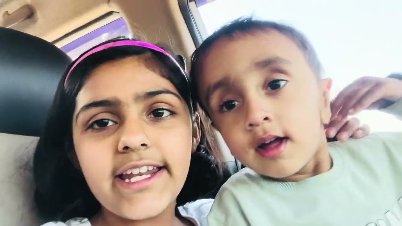 Cookie and Gaji travelling  vlog￼