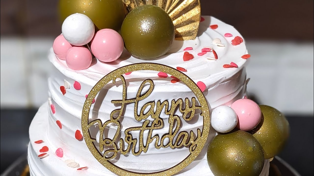 #cream kaise set kre #cake pe crack nahi aaye watch the full video jugaad se kaise cake decorate kre