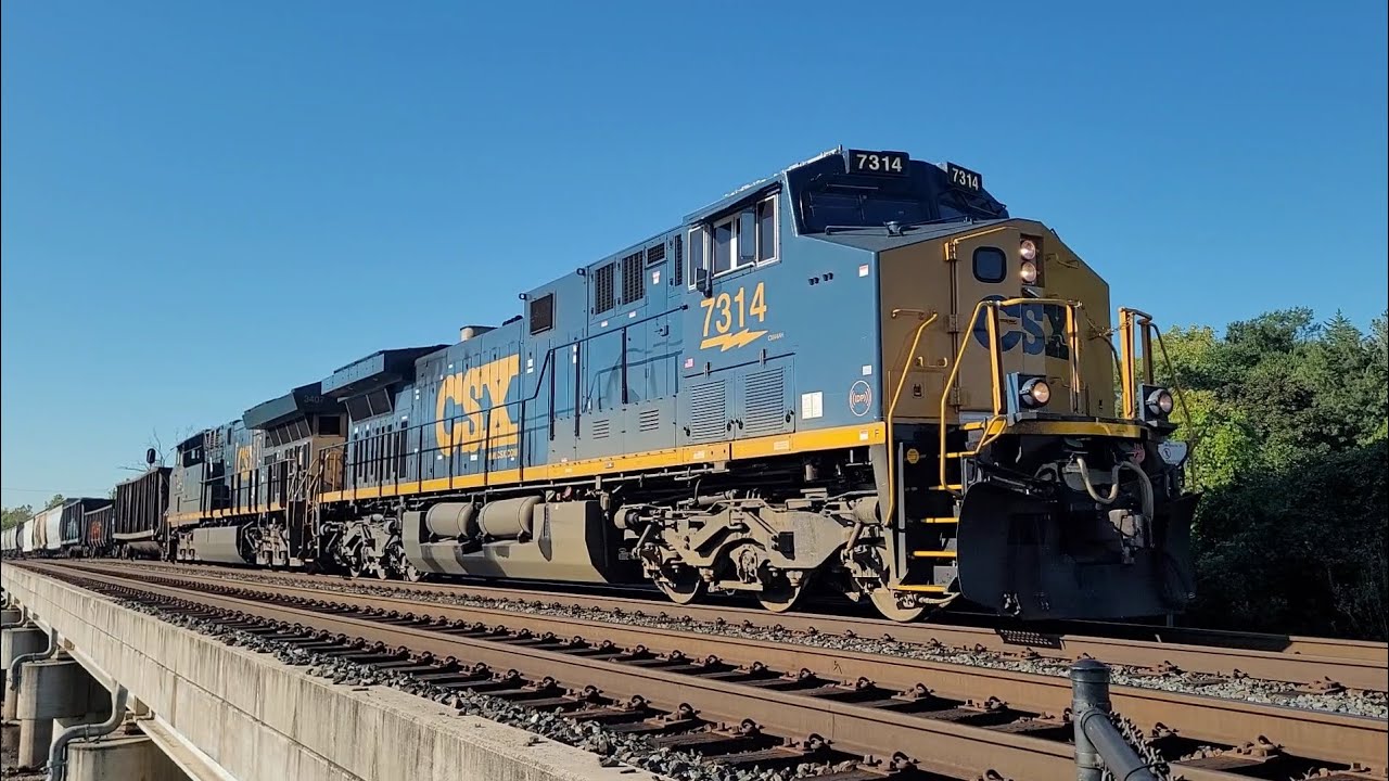 A Website CM44AH Leads M408 Past Tanglewood