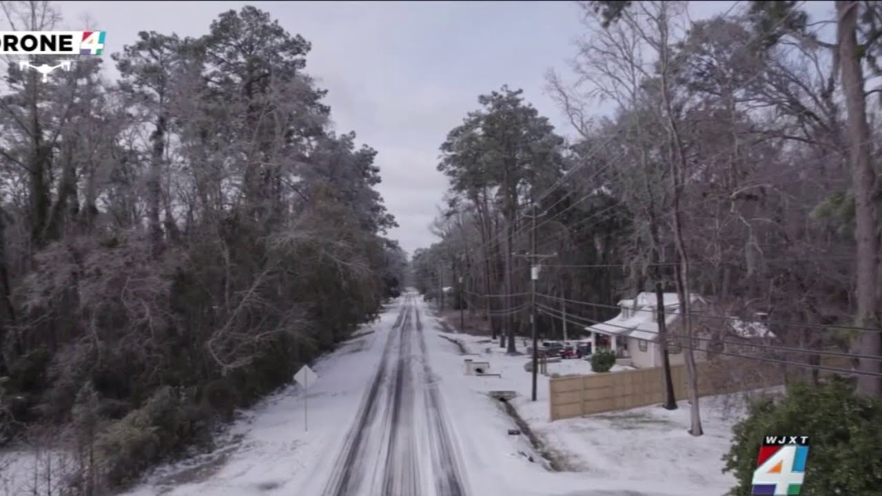 Snowfall, power outages, road closures as rare winter storm hits Southeast Georgia