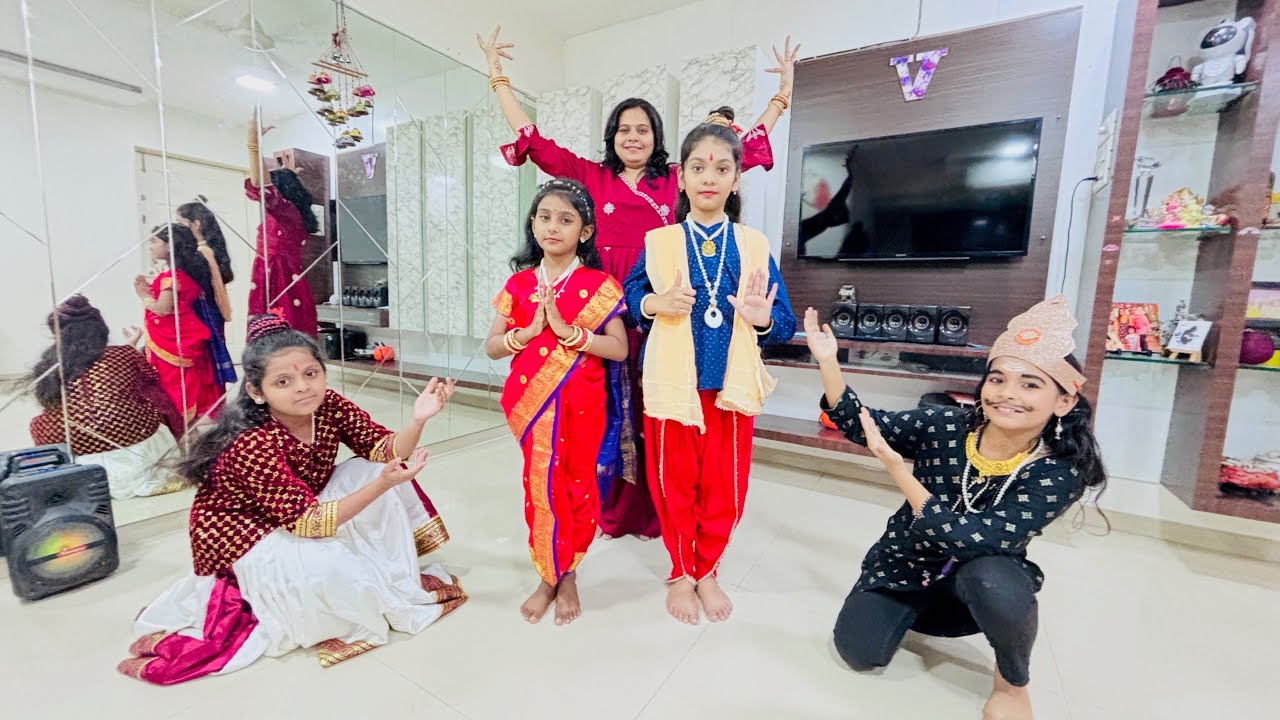 Ram Siya Ram | Raghupati Raghav | KinjStudio | Kids Dance