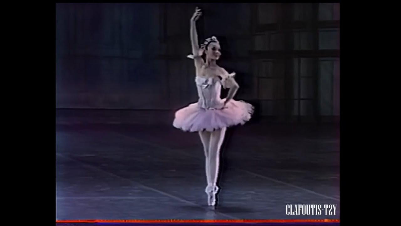 Paquita, Grand Pas - Paris Opera Ballet Live, 1980 (F. Clerc, J-Y. Lormeau, E. Platel, F. Legrée)