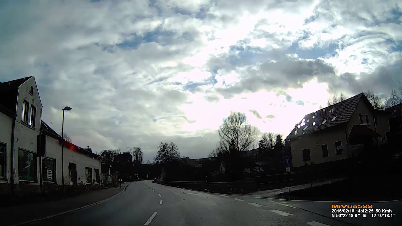 D: Gemeinde Triebel/Vogtl.. Vogtlandkreis. Ortsdurchfahrt. Februar 2016