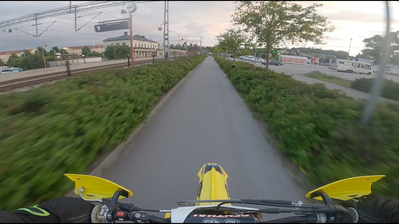 RMZ-450 STREET CRUISING