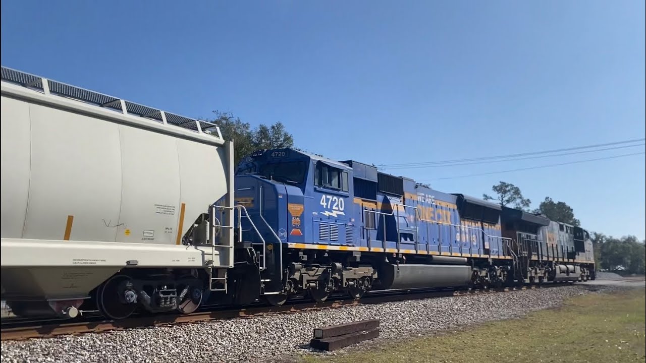 CSX M603 w/ “We are ONE CSX” unit trailing!! Meets with I032