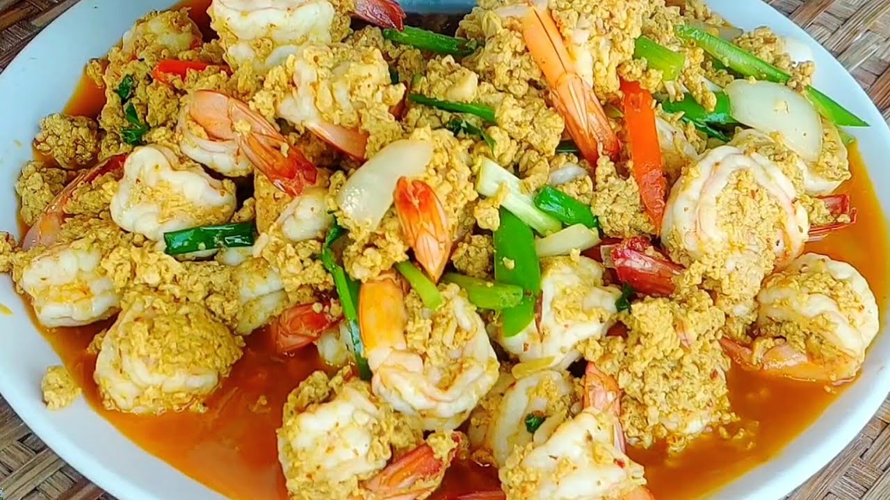 กุ้งผัดผงกะหรี่ ผัดยังไงให้อร่อยน่าทาน ใส่อะไรก่อนหน้าหลัง คลิปนี้มีคำตอบ ผัดที่ไรข้าวไม่เหลือ