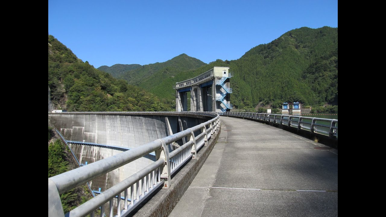 新豊根ダム（愛知県北設楽郡豊根村）