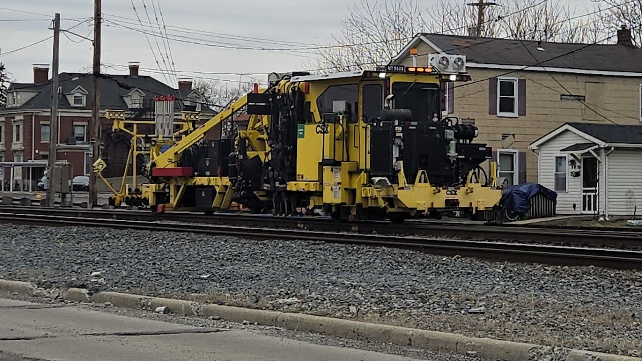 2 CSX MOW Equipment Units Clear Hamilton