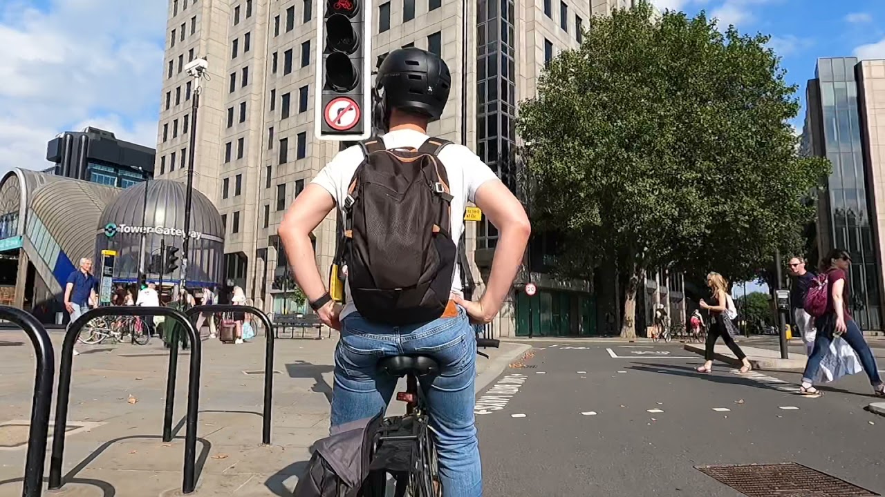 Vanmoofing Around London on the S3