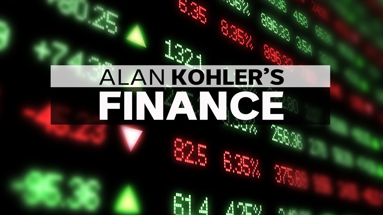 Australian sharemarket flat, retail sales surge and oil price moves back above zero | ABC News