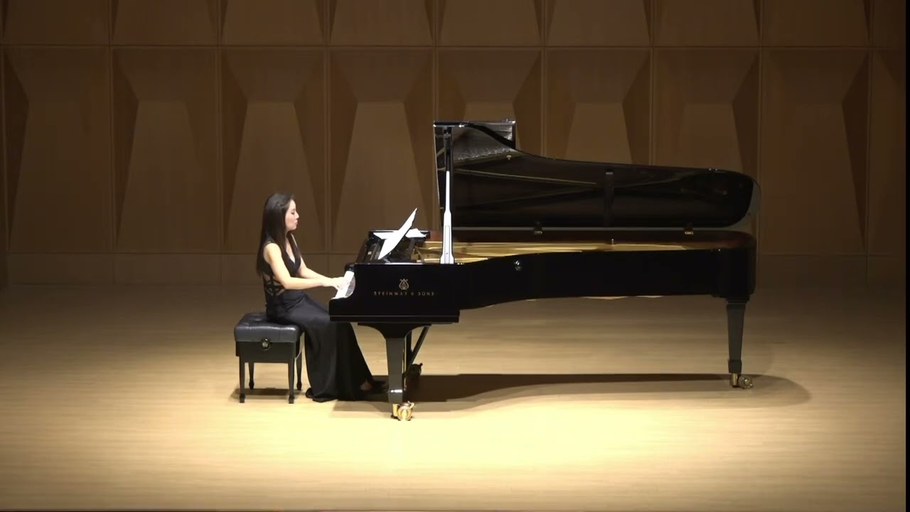 György Kurtág Játékok Selections- Kay Kyung Eun Kim 케이 김경은