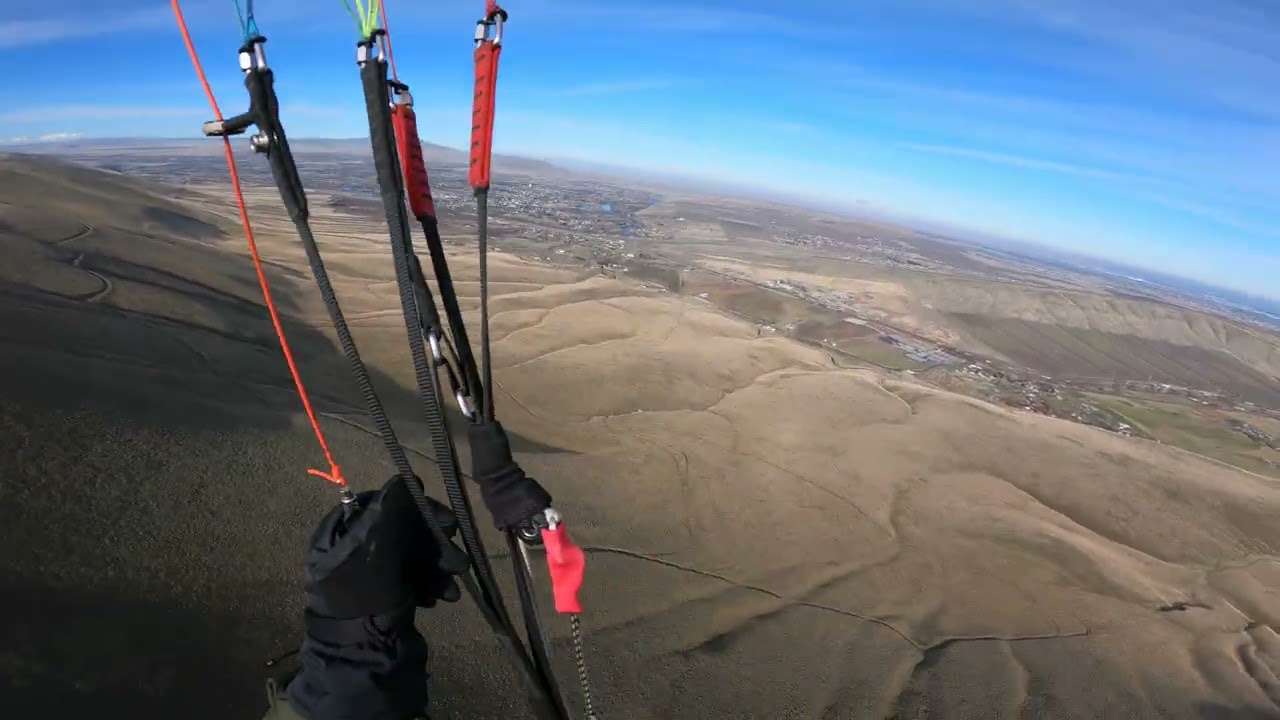 Chilly Feb flights at Kiona