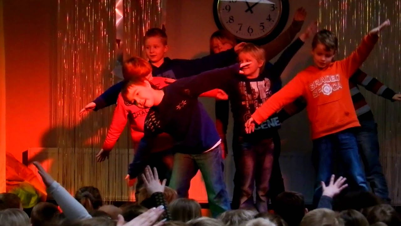 Weeksluiting groep 4/5 Gino met de vlieger