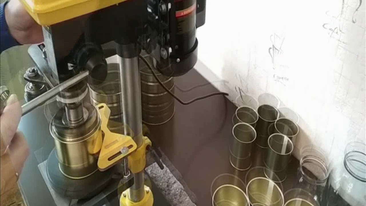 Закаточное устройство для консервных банок УЗН-14