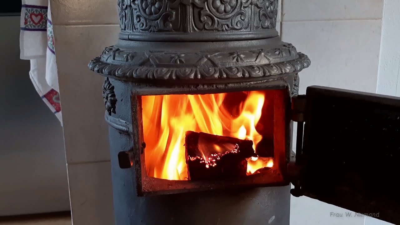 Knisterndes Feuer im Kanonenofen | Frohes Neues Jahr! | Frau W. Niemand