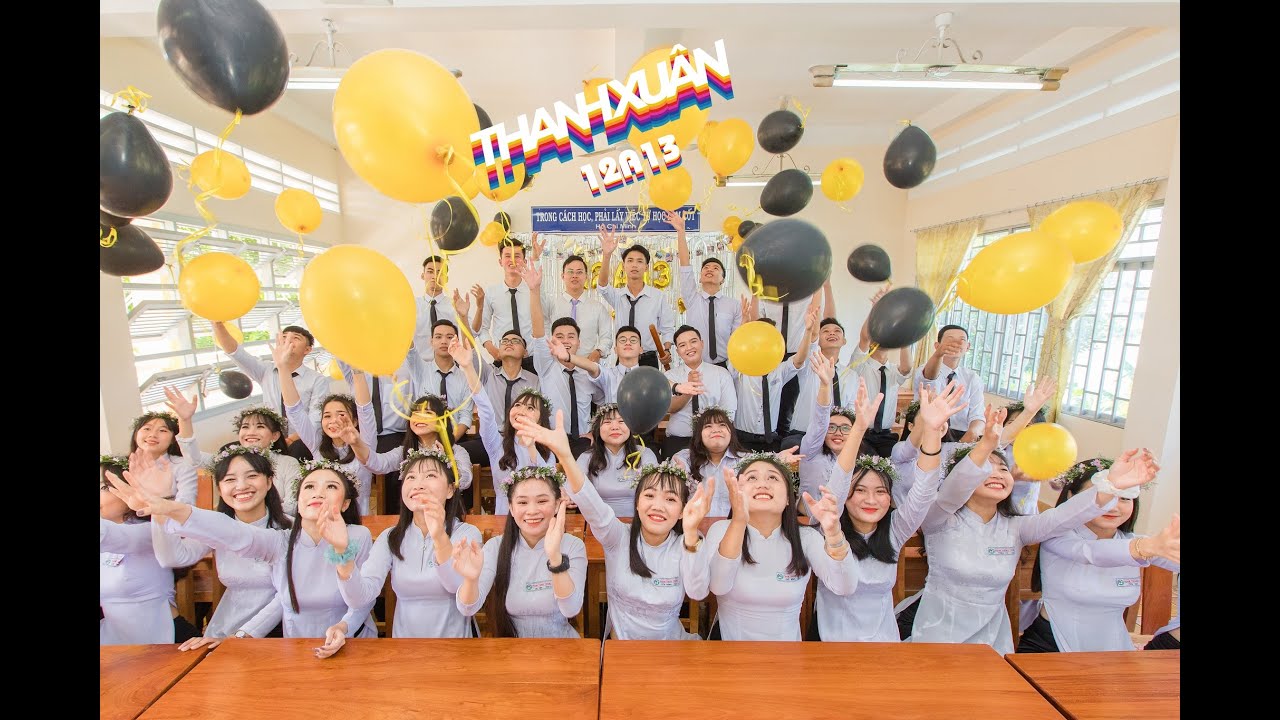 Kỷ yếu 12A13 Phạm Thành Trung gây ấn tượng trước màn hoá trang hơn 30 nhân vật văn học Việt Nam
