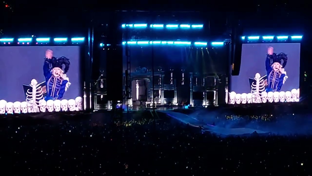 Lady Gaga - Die with a smile/ How bad do u want me - 27 April 25 @ Estadio GNP