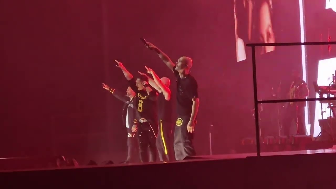 Five Keep On Moving at First Direct Arena Leeds 