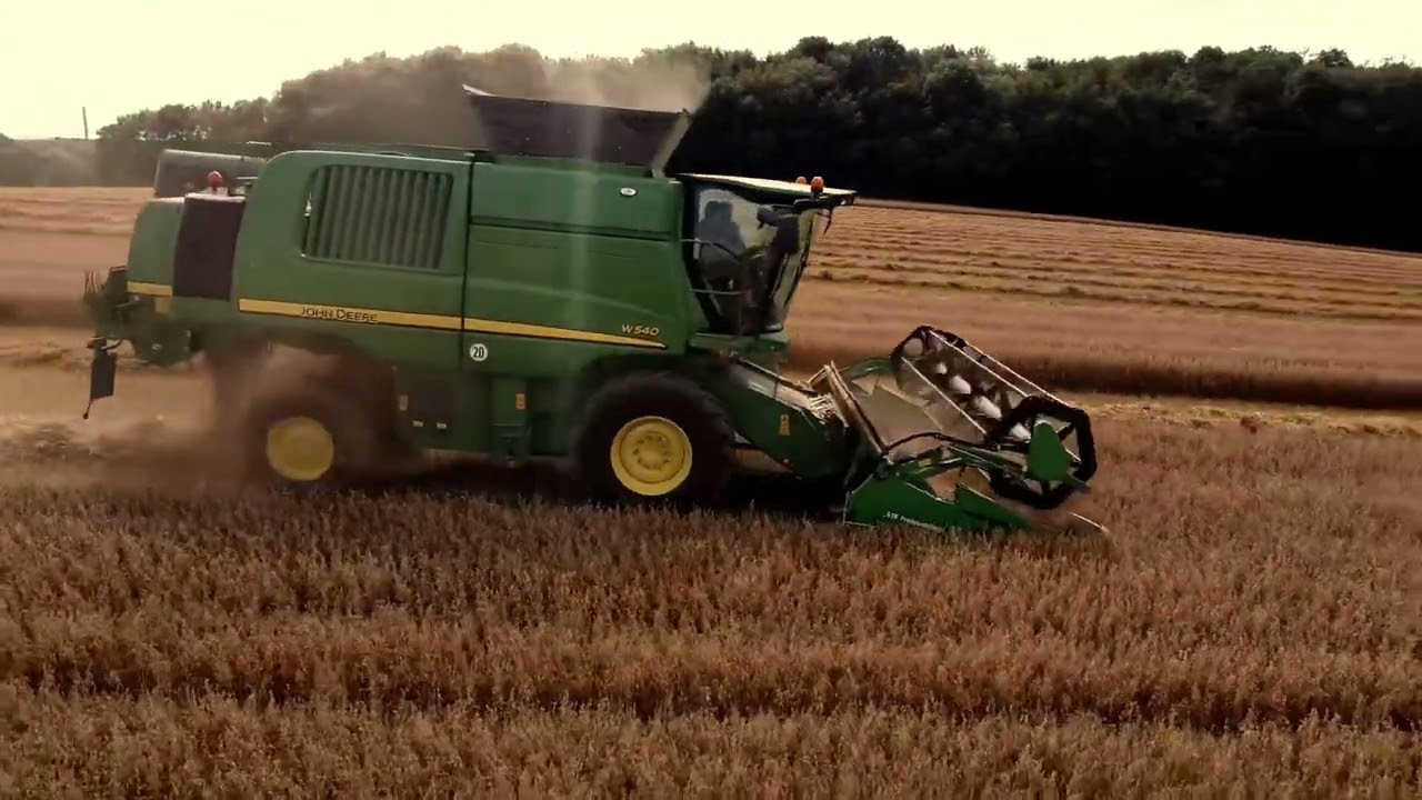 John Deere W540