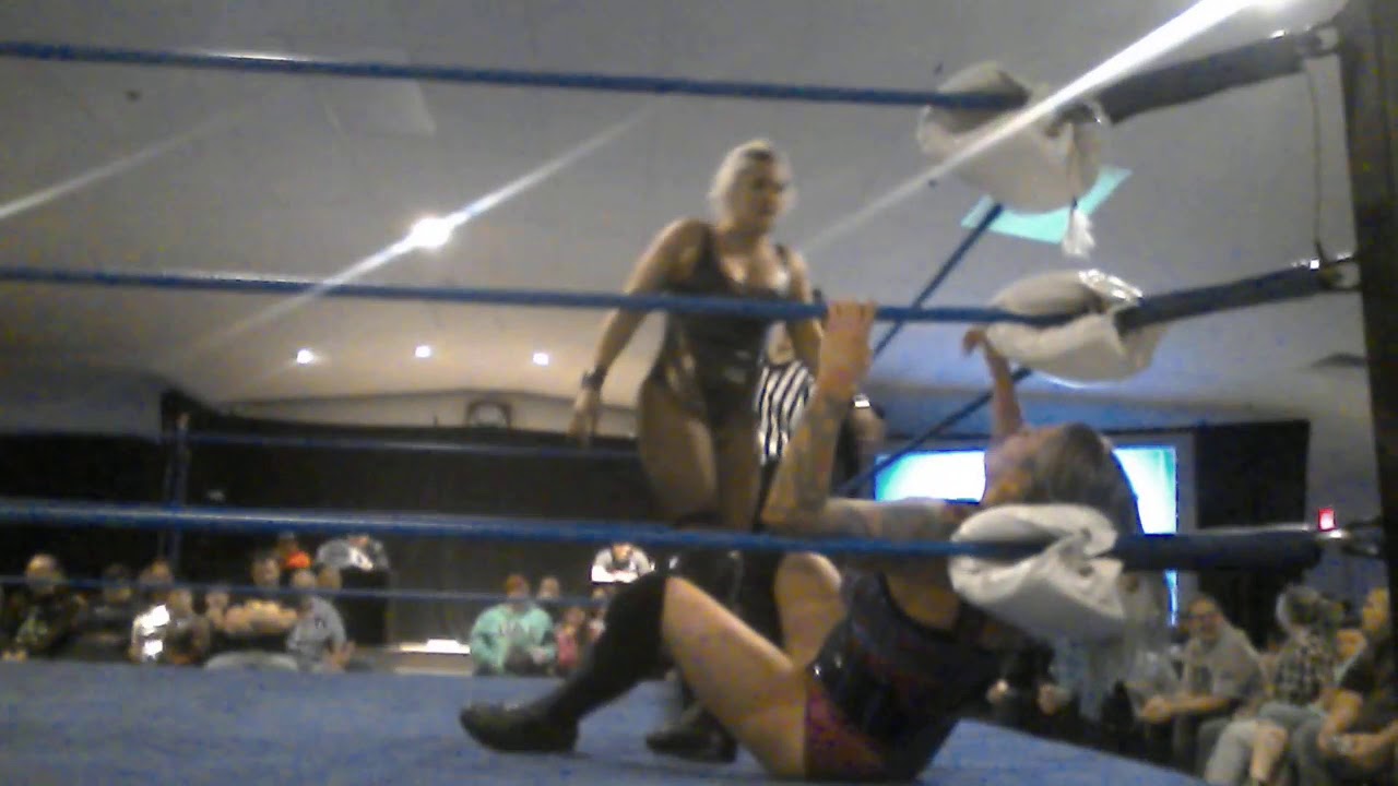 APW 10/19/19: Angel Sinclair vs. Vanity Vixsin (Women's Title)