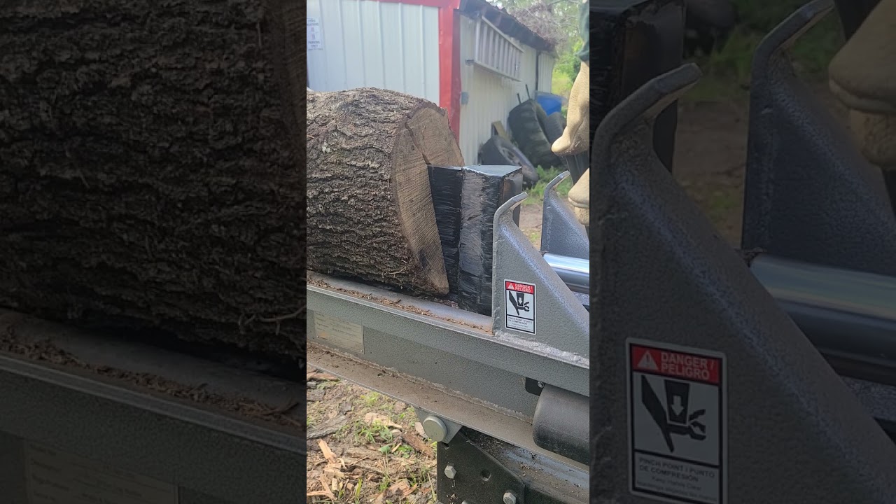 Splitting Knotty Hard Wood #firewood