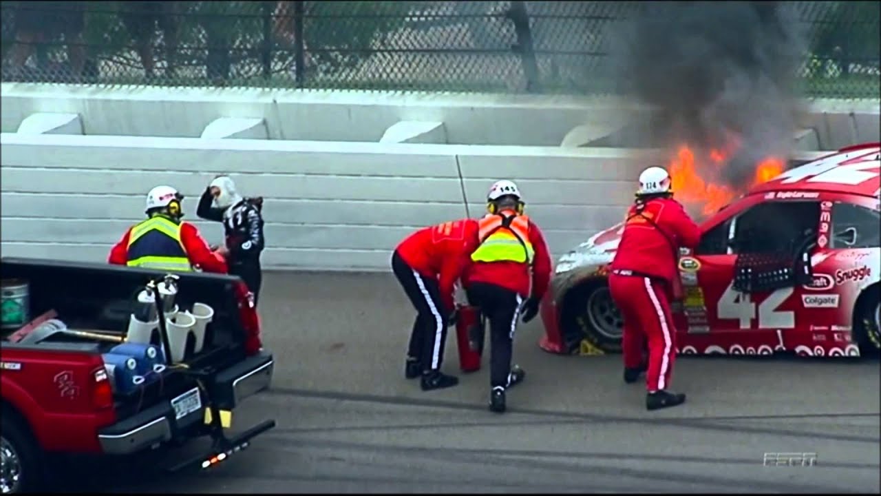 Kyle Larson Hard Crash & Fire @ Michigan 2014  [HD]