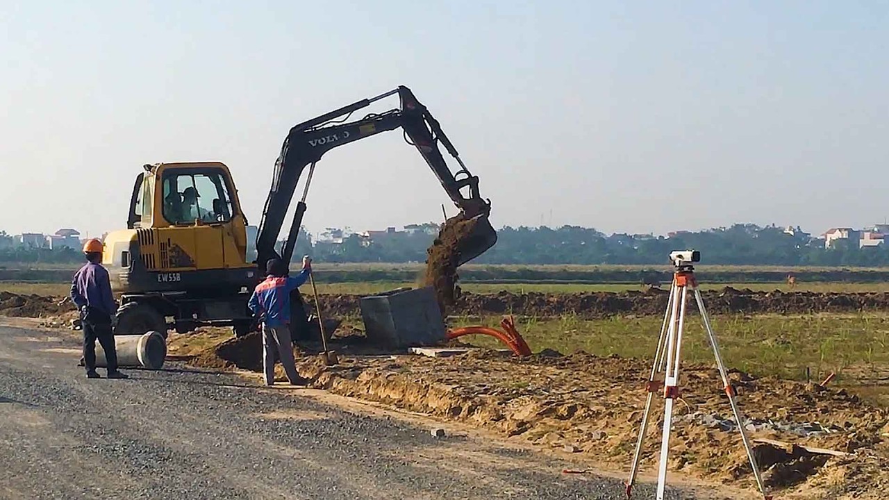 #excavator Compilation of excavators, road rollers, and dump trucks in operation.