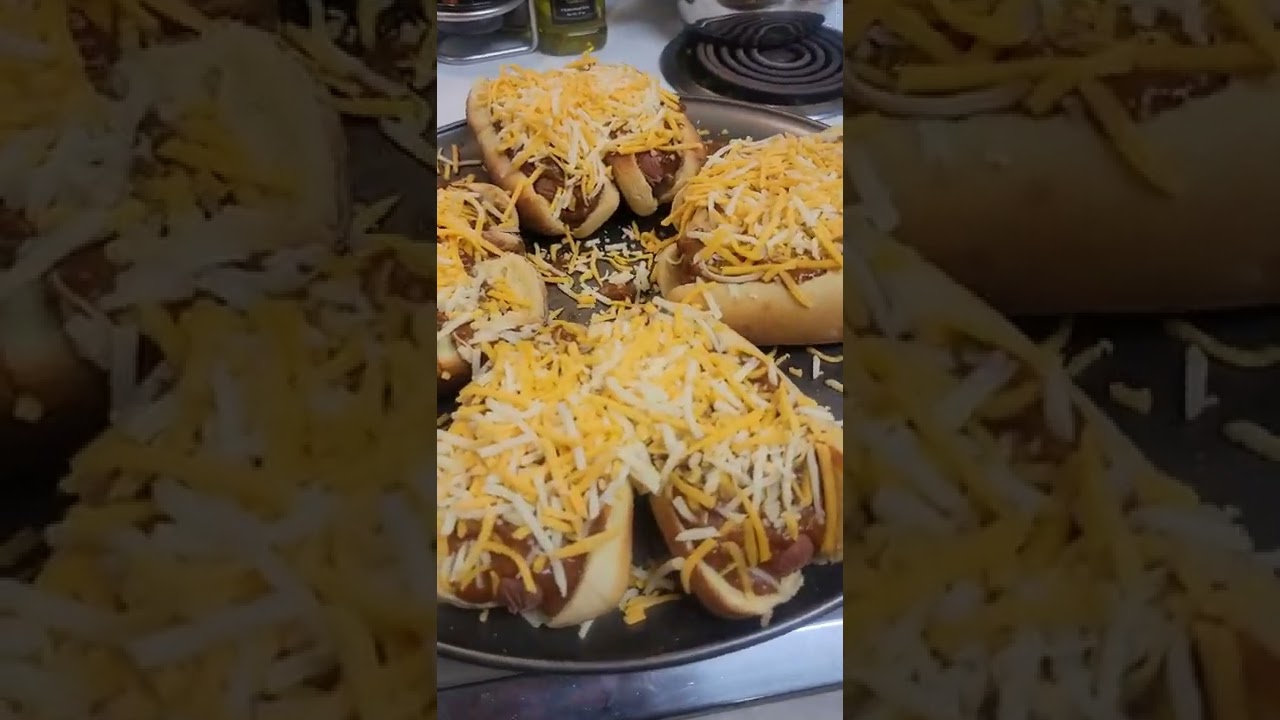 chili cheese dogs!!! #HardKohrKitchen