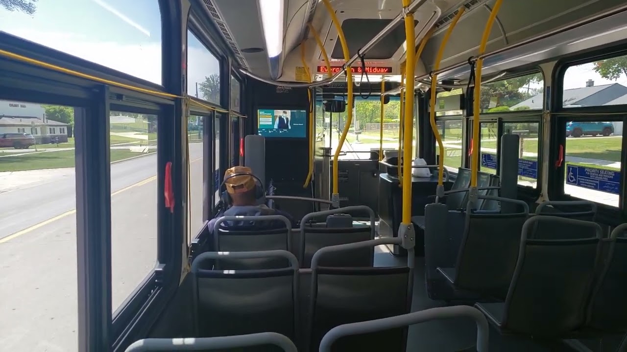 DDOT 2023 New Flyer XD40 #2301 - Route 60