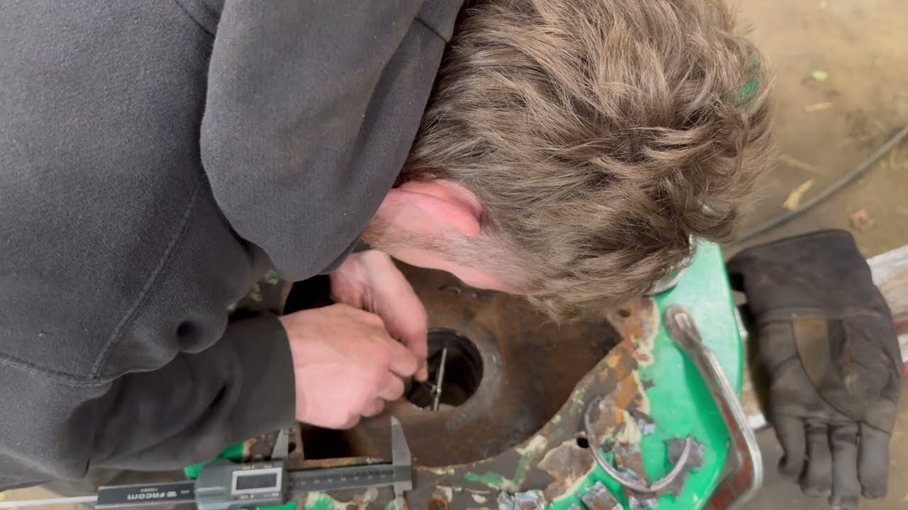 Repairing a centrifugal slurry pump. Part 1