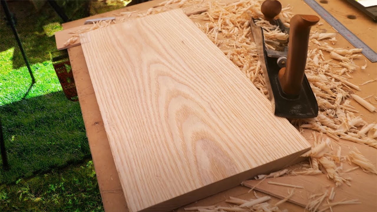 Dimensioning Wood BY HAND in a GARDEN WORKSHOP!