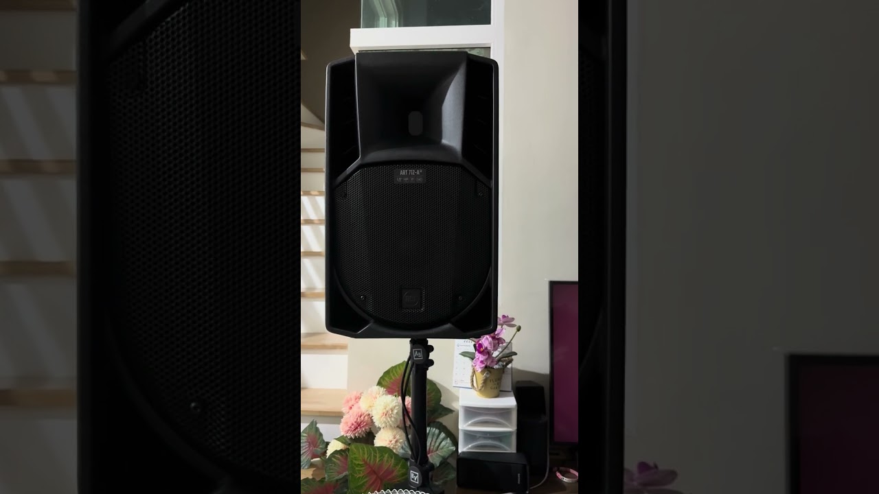 Sound check RCF Art 712-A MK5