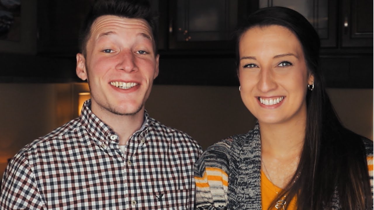 Grand Design RV Influencers - Happily Ever Hanks