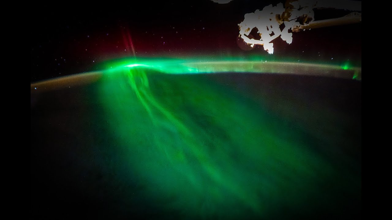 ISS Timelapse - Aurora & Satellites (07, 08 Jun 2024)