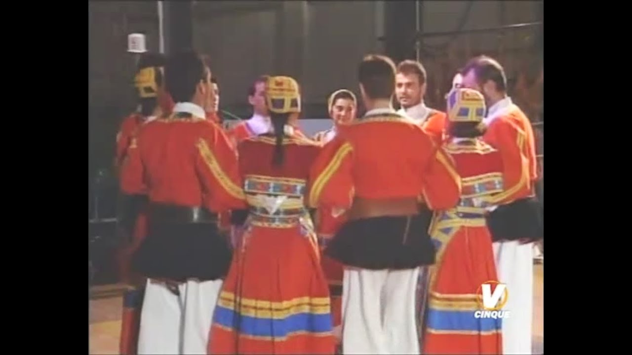 Ballu Desulesu  (Sardinian Folk Dance)